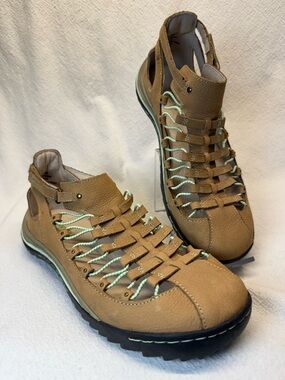 Nature Trail Gear Jambu Open Weave Leather sneaker lightweight casual footwear